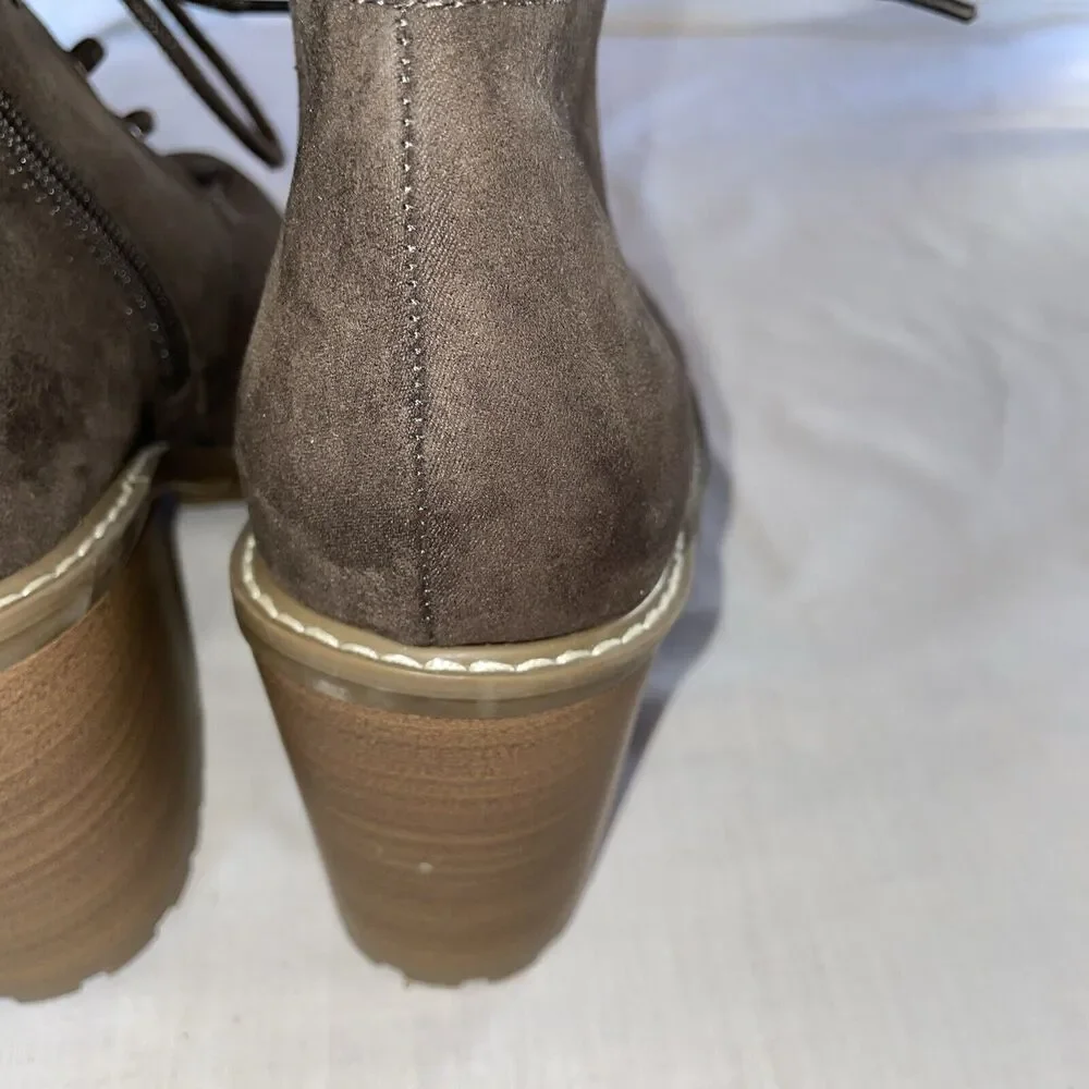 Universal Threads Heeled Booties Womens Size 9.5 Medium Brown Lace Up Block Heel